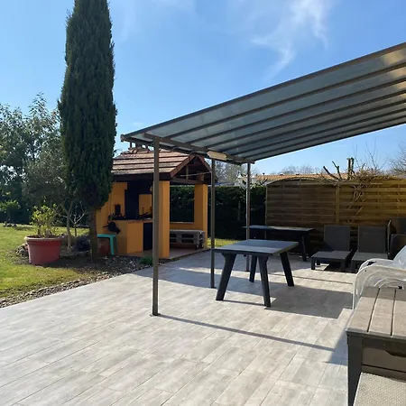 Вилла Maison Plein Pied Proche Circuit 24h Et Pec